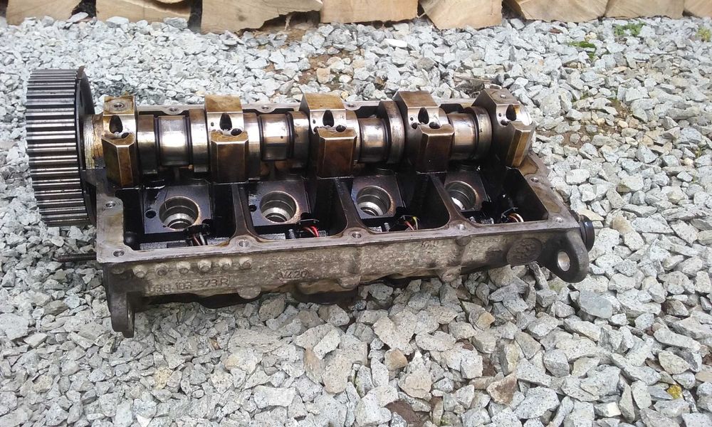 Chiuloasa si baie ulei polo cross