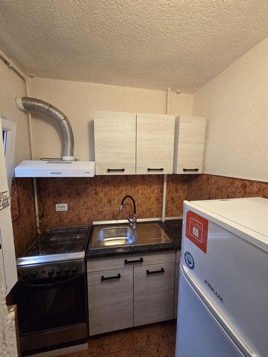 Garsonieră de închiriat