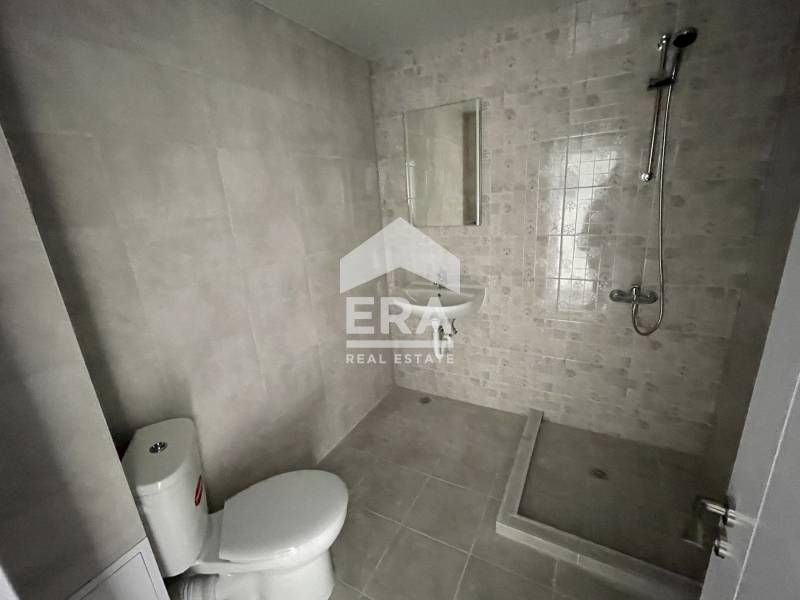 Двустаен южен апартамент за продажба, завършен до ключ, в новопостроен