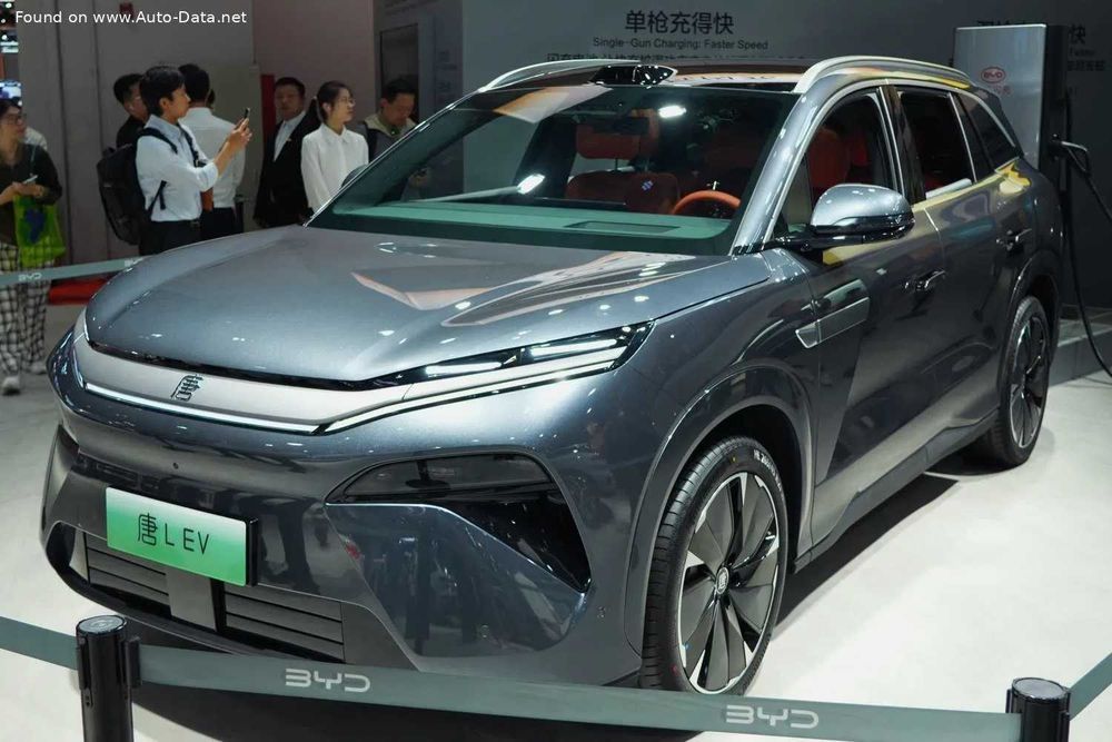 BYD tang L Продажа за наличные и халяльная продажа в рассрочку