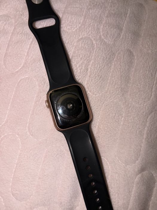 Apple watch series 3 40mm gold aluminium