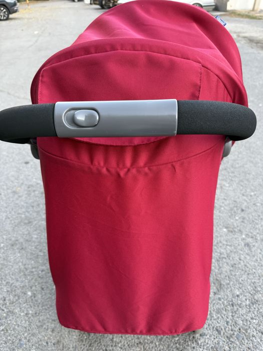 Срочно коляска chicco