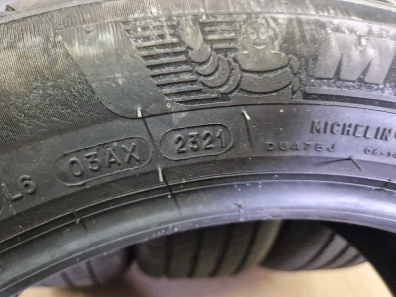 4 Michelin R18 215/55
летни гуми
DOT2321
