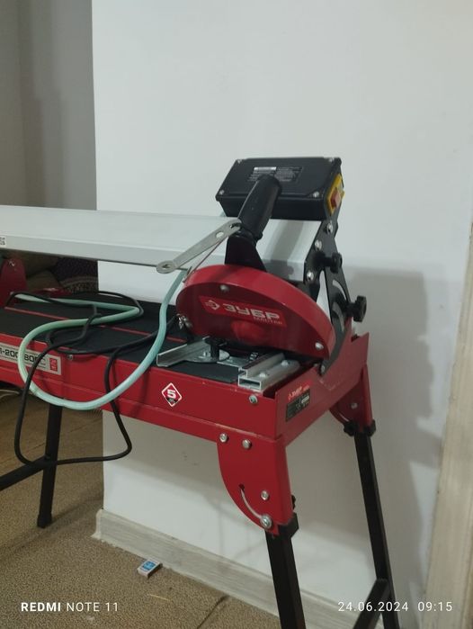 Продам кафелерезку