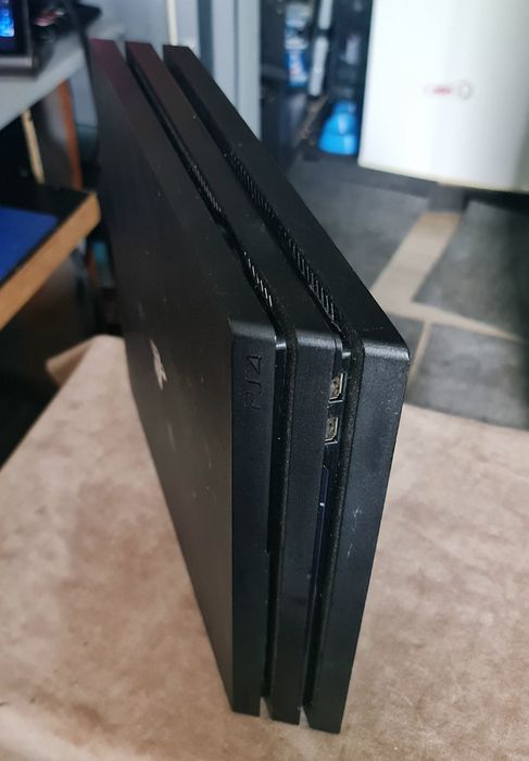 Sony Playstation 4 Pro 1Tb