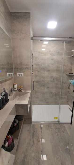 Vând apartament 3 camere super finisat, Micro 1