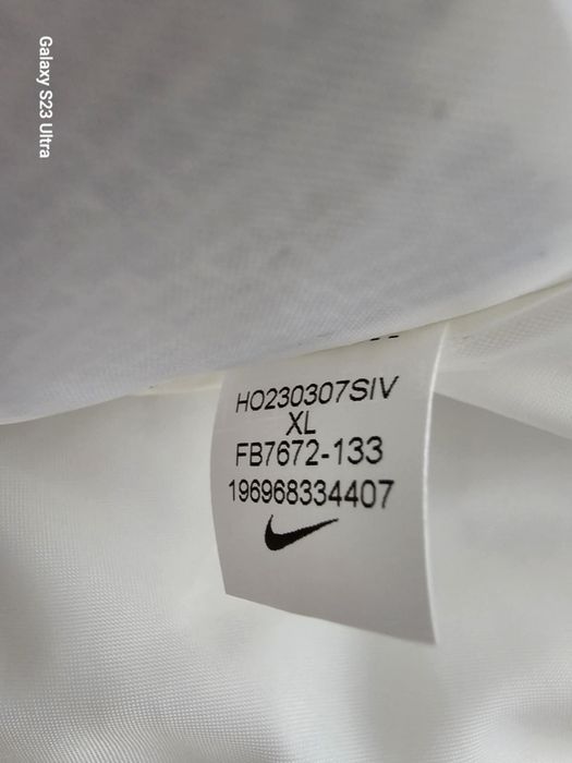 Оригинално ново яке Nike