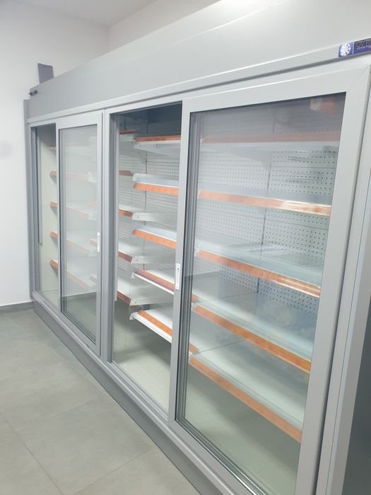 Vitrină frigorifica