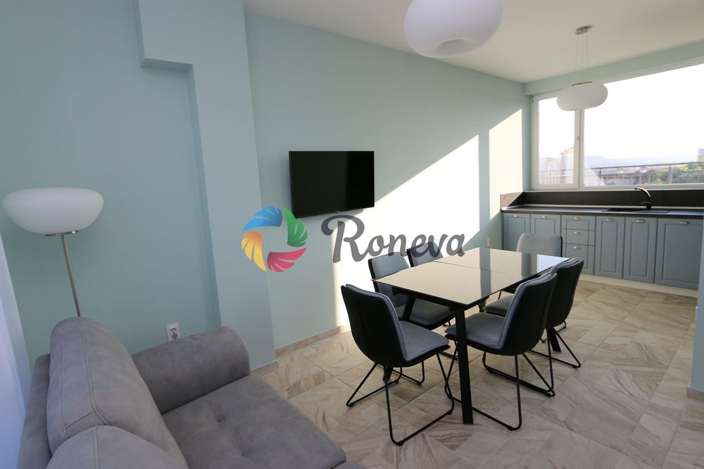 Дава се под наем Тристаен апартамент в Варна, Център - 125 кв.м за 1495.83 € - Снимка #2