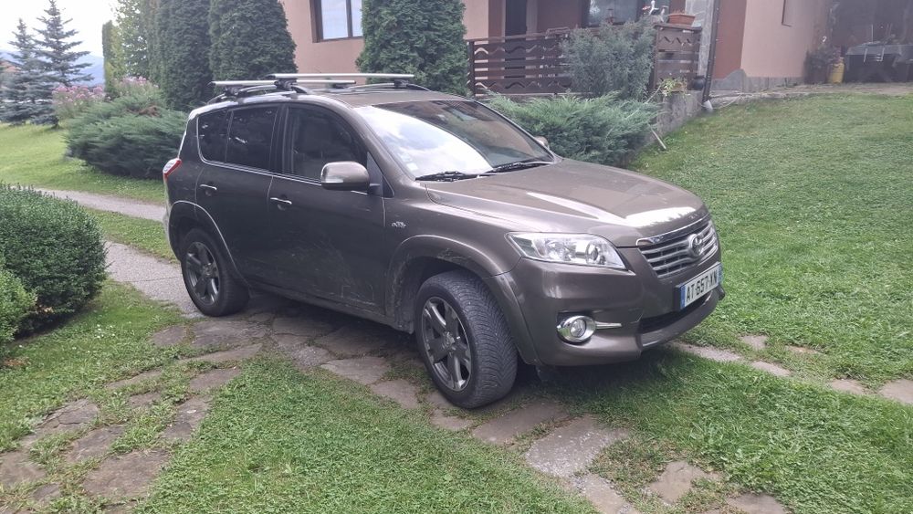 TOYOTA RAV4 2010 — imagine 2