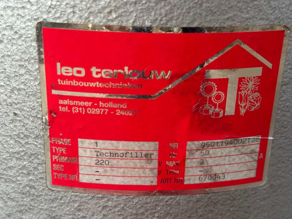 Aparat de umplere cu adeziv pt horticultura/floricultura, Technofiller