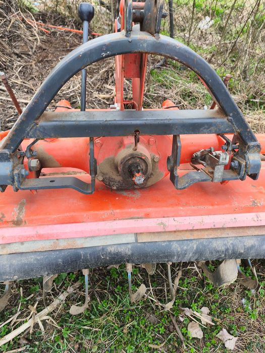 Freza de pamant japoneza Kubota