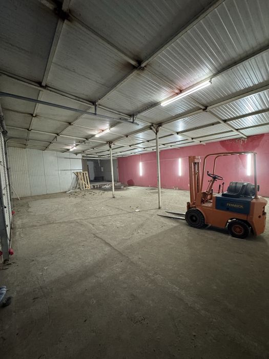 Hala 300 mp2+Curte Betonata 800 mp2