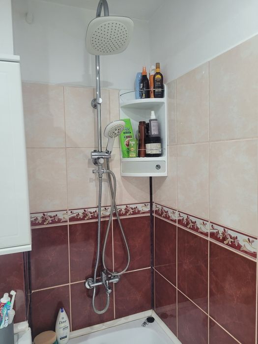 Cadă , baterie și dus