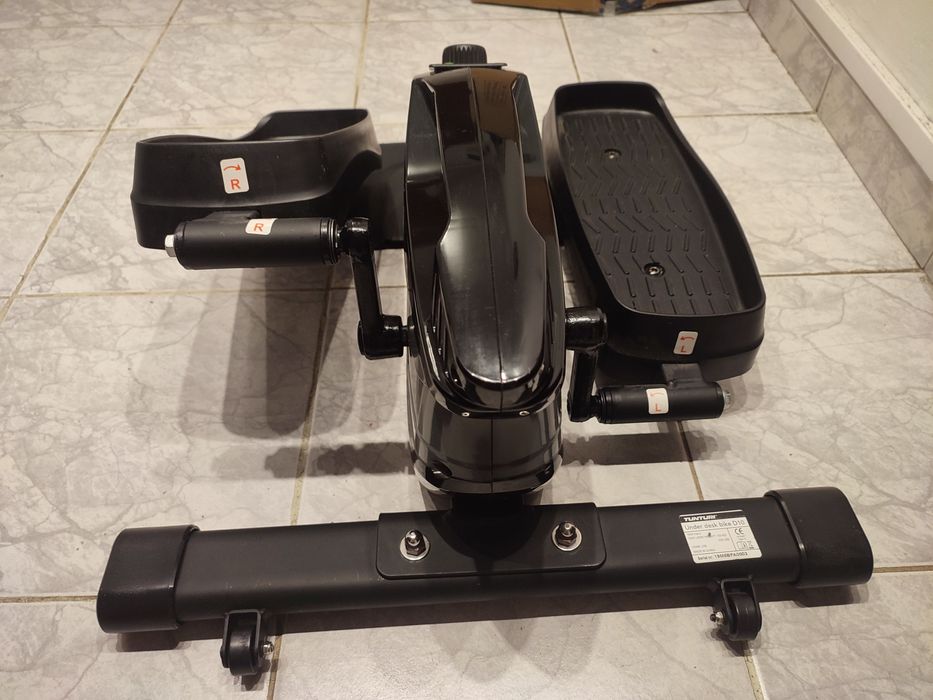 Bicicletă fitness sub birou Tunturi D10 – aproape nouă