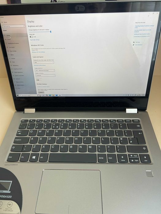 Лаптоп Lenovo YOGA 520