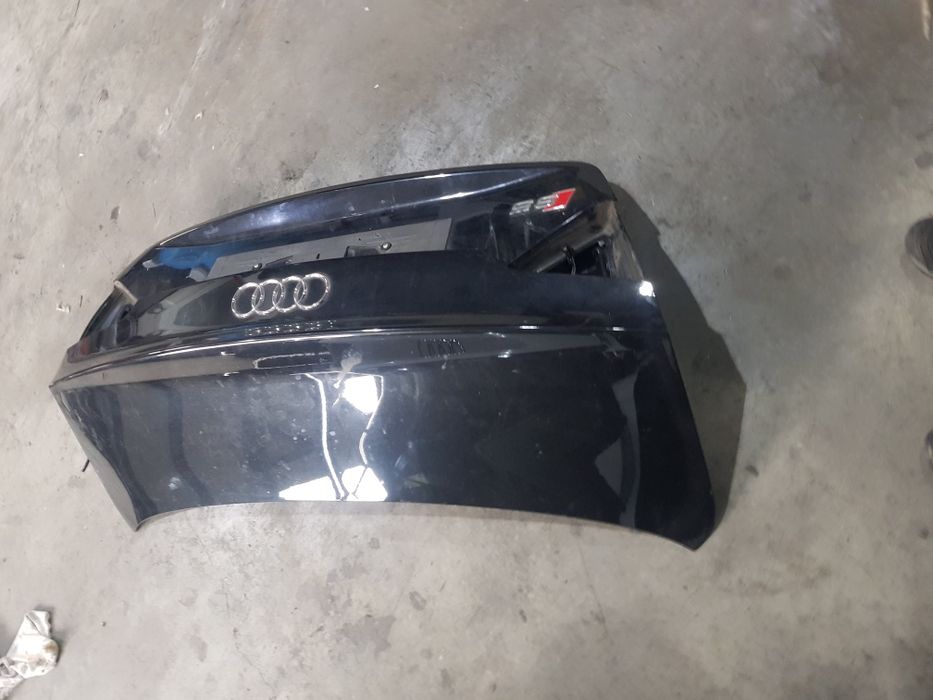 Haion capot portbagaj audi a5 s5 pe original  fara defecte