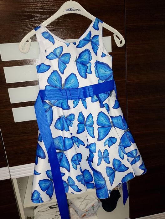 Платья нарядные для девочки 2-4г