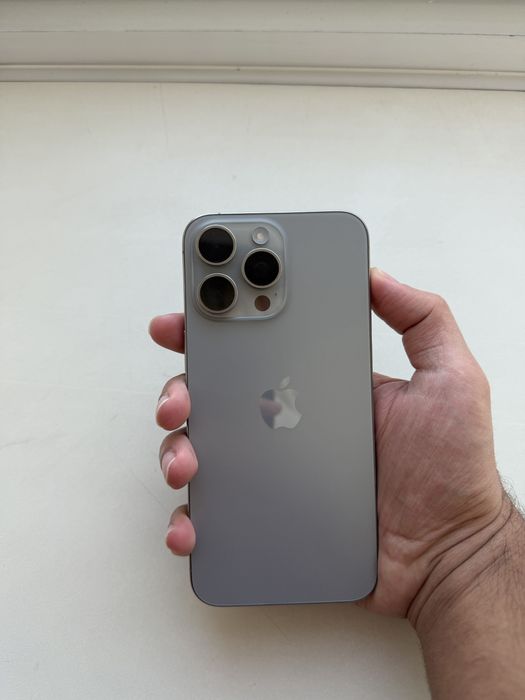 Айфон 15 про макс на 256гб