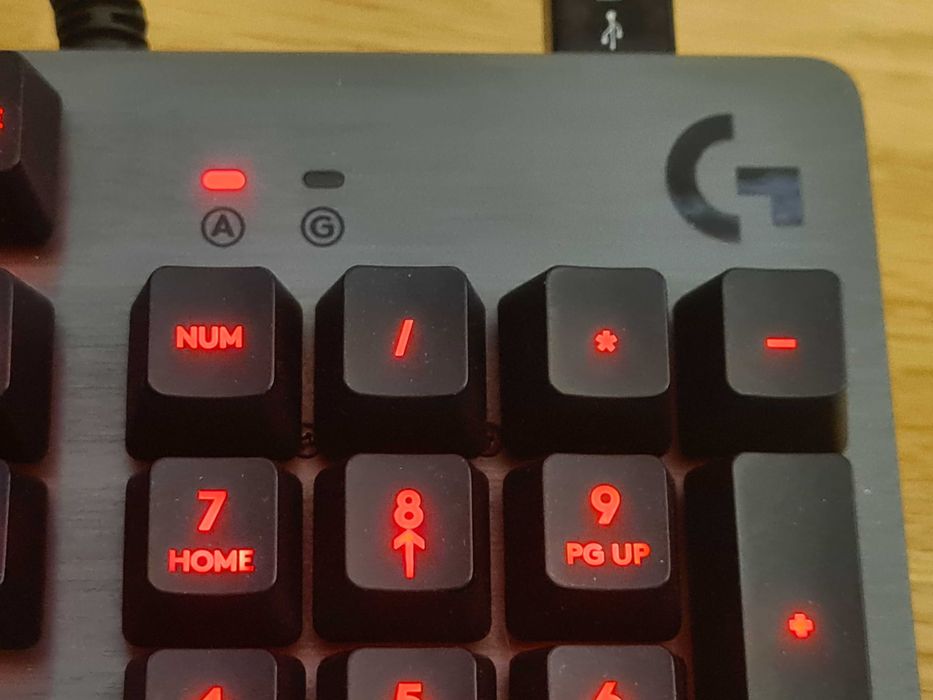 Клавиатура механическая Logitech