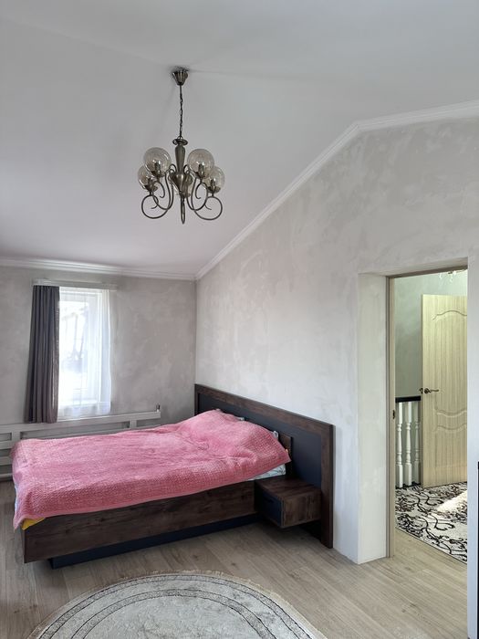 Продам 2 уровневый дом