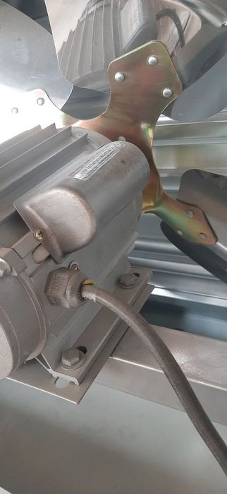 Вентилятор 220V для фермы и курятников