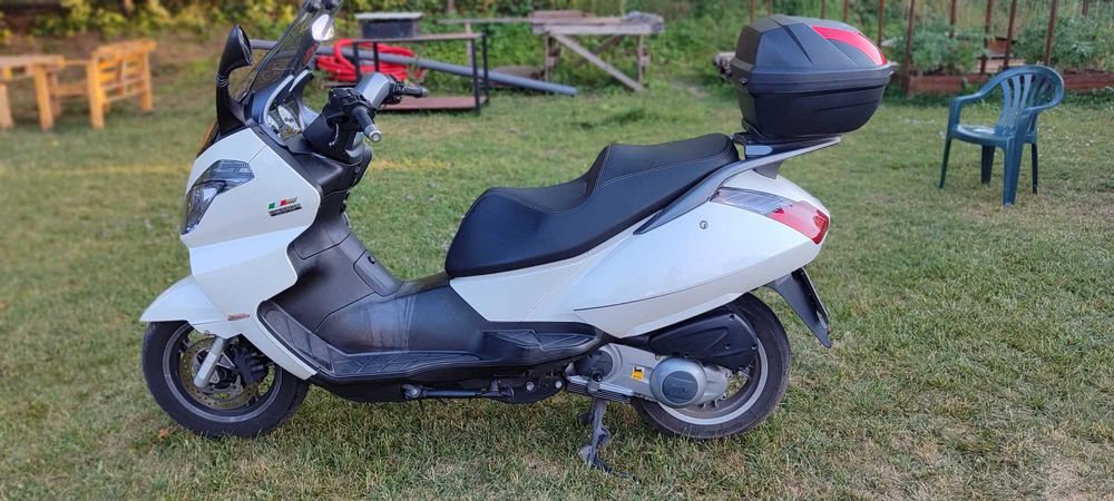 Скутер Aprilia Atlantic 300S