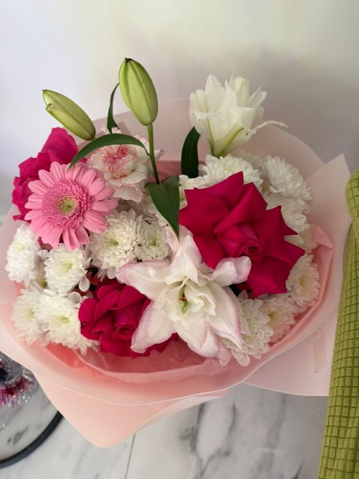 Букет из разных цветов