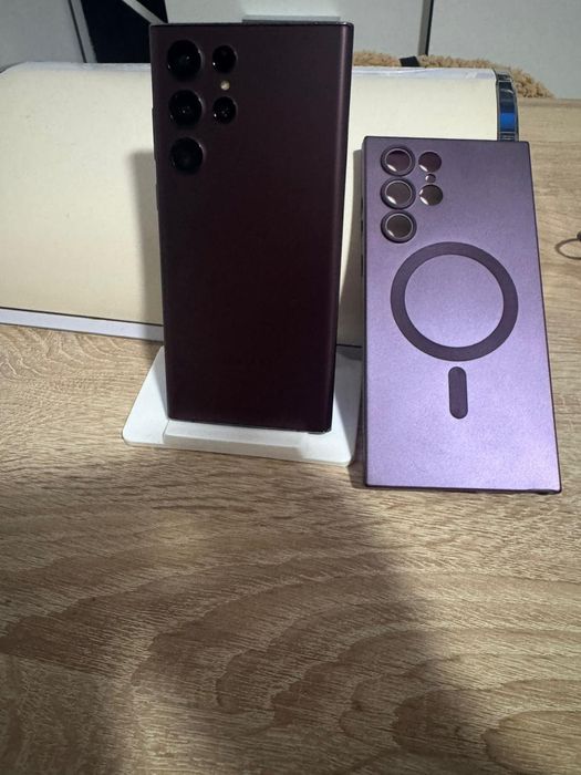 Vand-Schimb Samsung S22Ultra 5G Burgundy