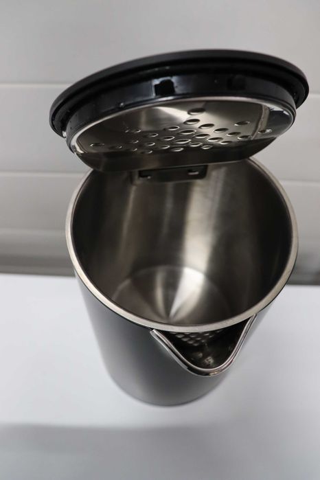 Кана за вода Arendo, дисплей, двустенна, 1,5 литра 2200W