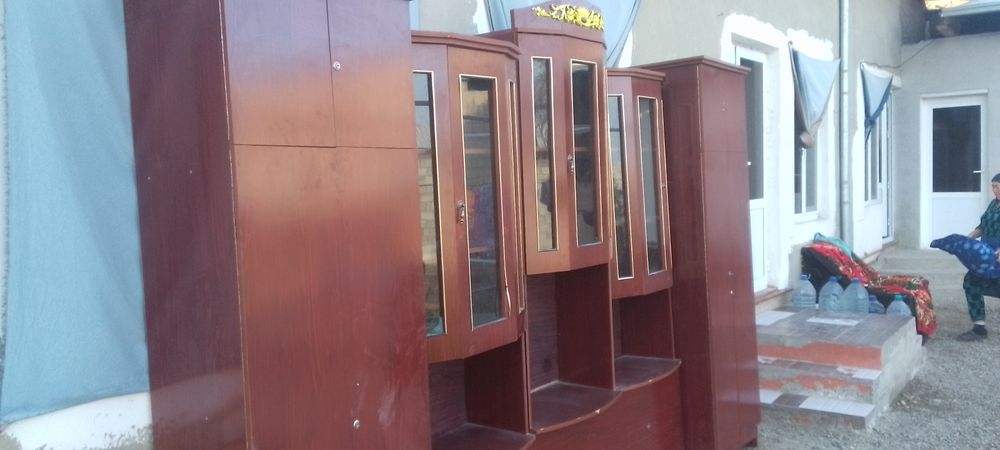 Стенка сотилади :