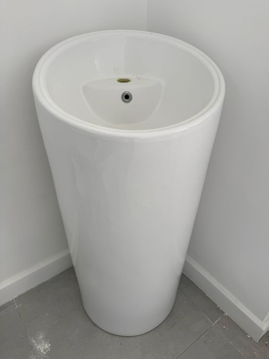 Раковина цвет белый