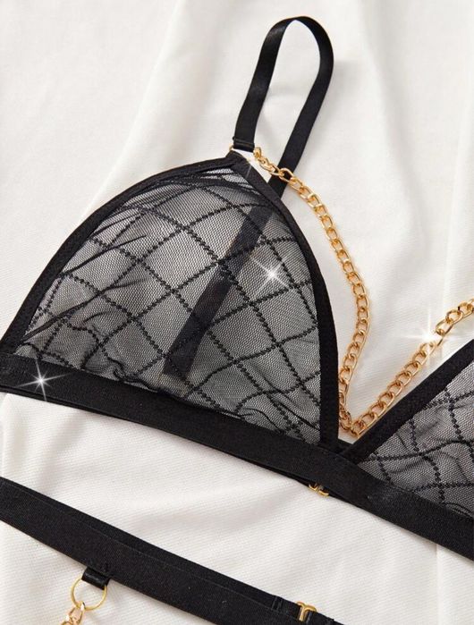 Елегантно дамско бельо