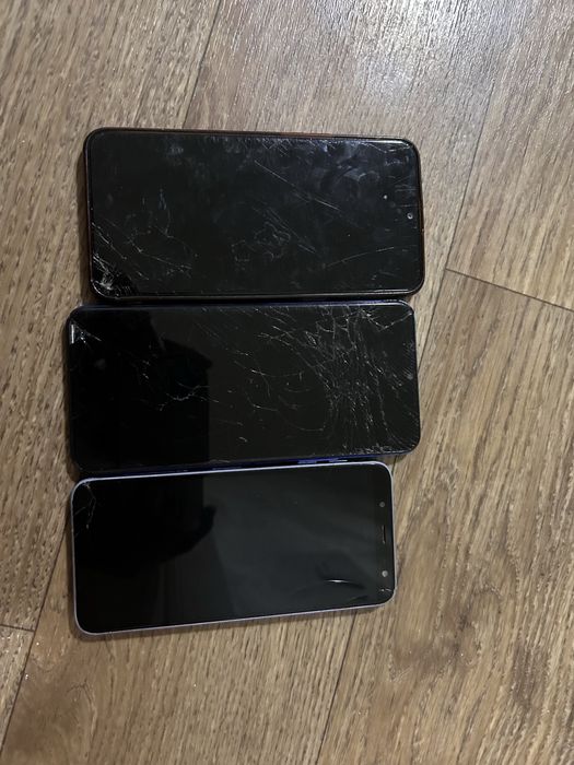 Продам телефоны на запчасти