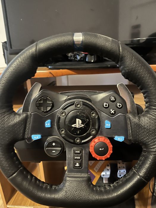 Vând volan logitec g29