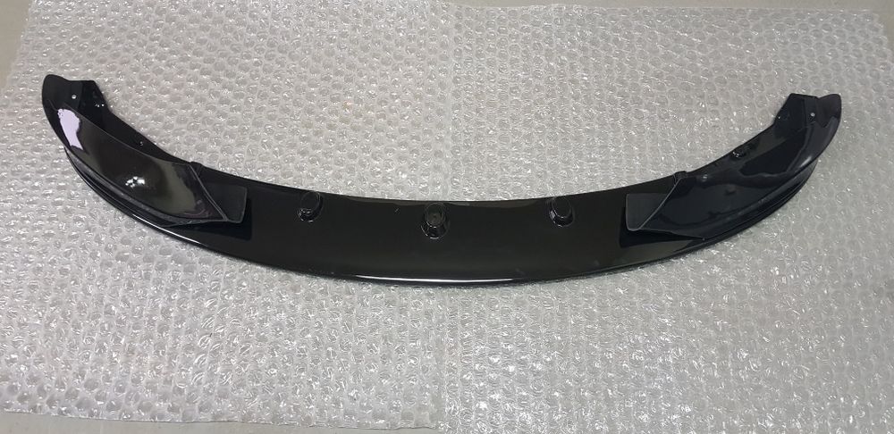Преден лип спойлер за бмв ф32 ф33 ф36 м тех / bmw f32 f33 f36 lip spoiler m tech / добавка за предна броня със сплитери / нож