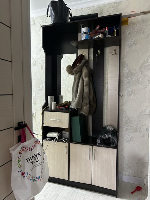 Продам шкаф для прихожки