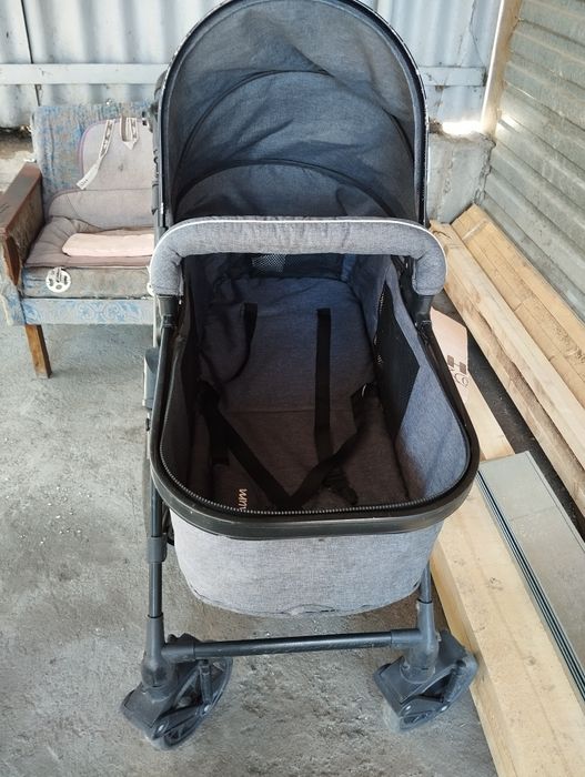 Коляска в отличном состоянии