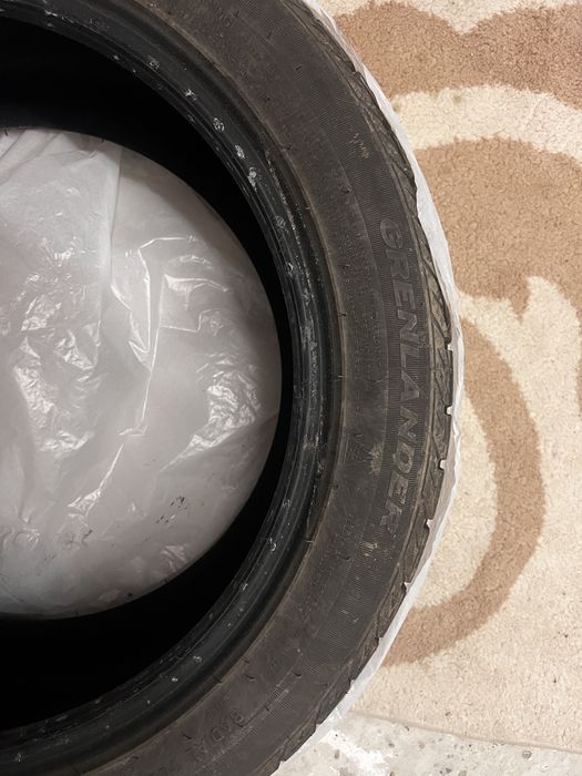 Vand  pret fix 4   noi 235/45/r17 dot 2025 1825