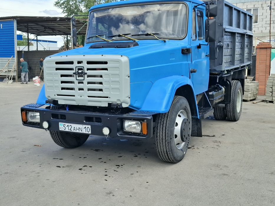 Продам зил сельхозник.