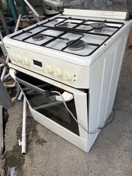 Газовая плита с электрической духовкой