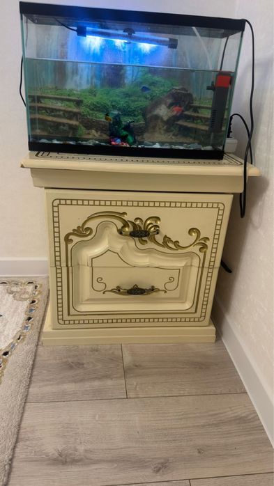 Продам спальный гарнитур