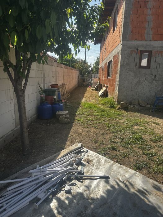 Vand casă comuna Șendreni