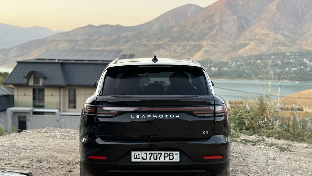 Продается Leapmotor C11 / Люк-панорама