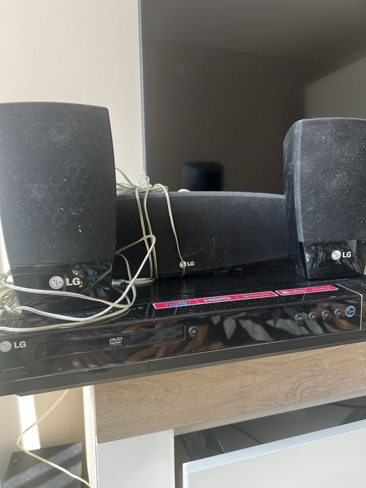 Домашно кино LG HT503PH