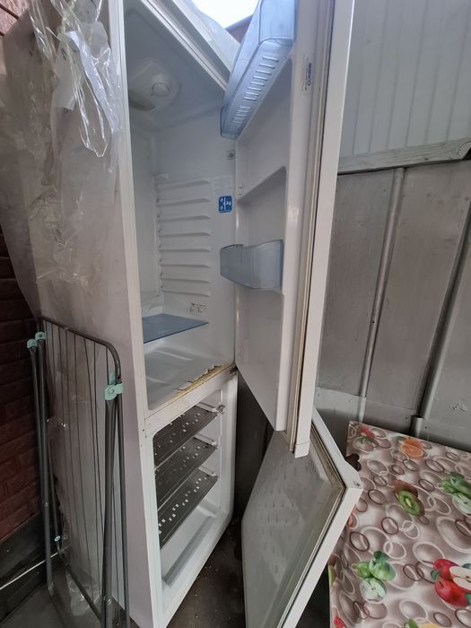 Продам холодильник