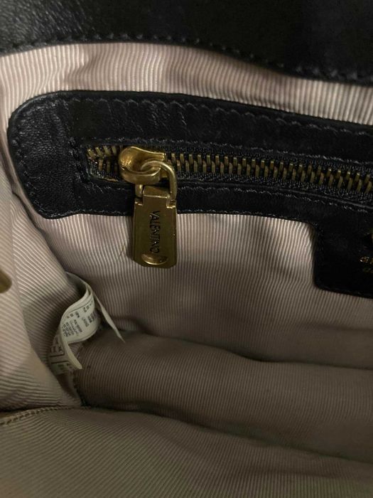 Дамска кожена чанта Valentino