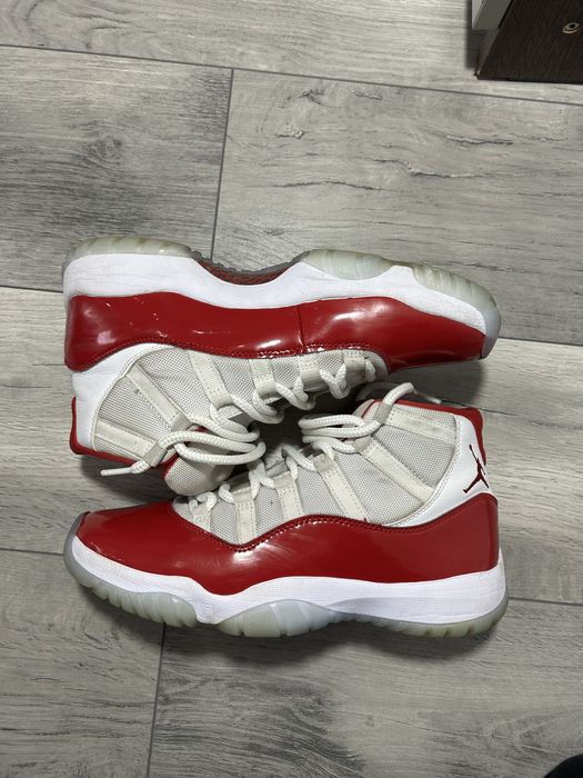 Vand Jordan 11 High Red Cherry