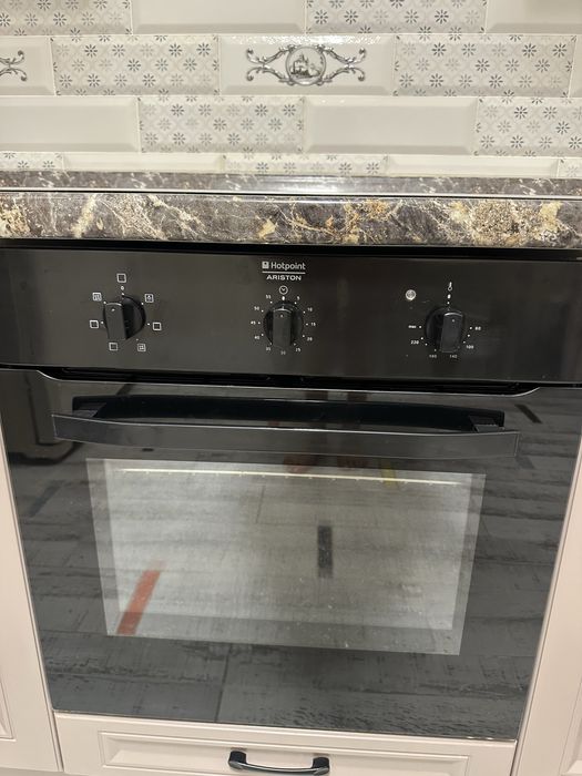 Кухонный гарнитур с техникой