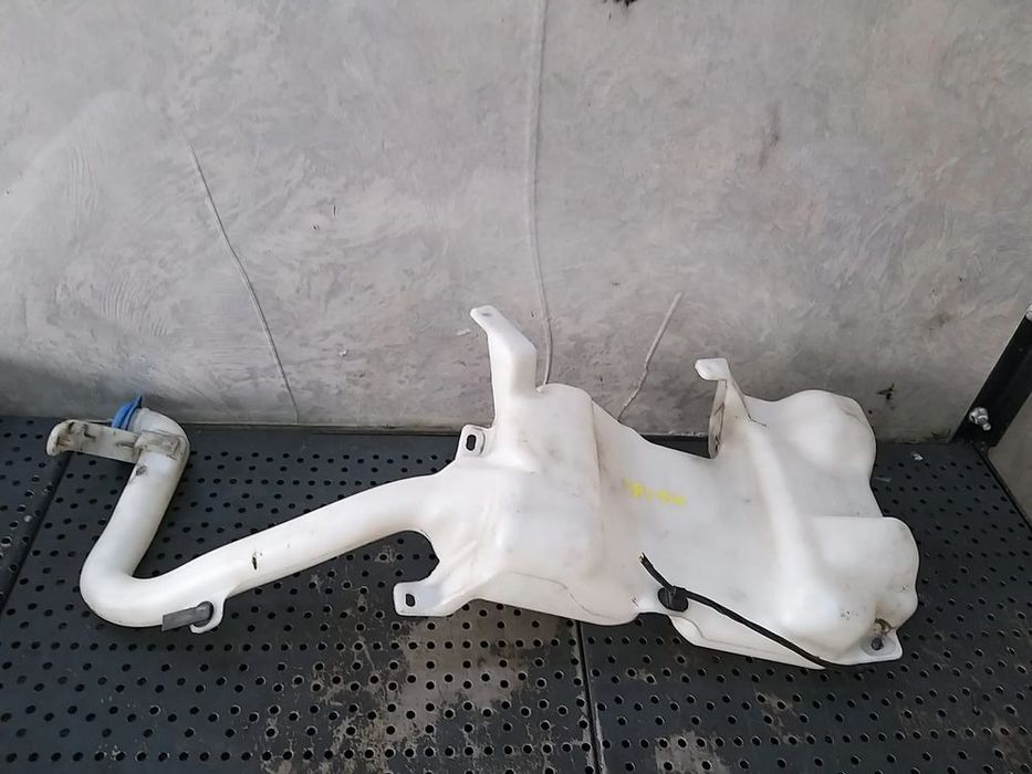 Vas lichid parbriz suzuki splash 3840051k0